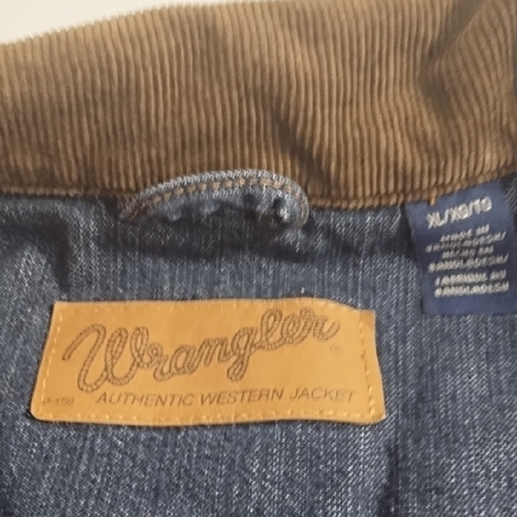 Wrangler Flannel Lined Denim Jean Jacket Barn Coat Corduroy Collar 4 Pockets - Picture 6 of 12